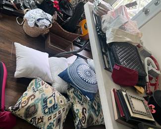pillows, frames, guitar