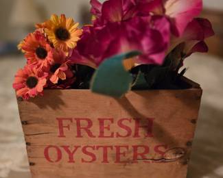 Fresh Oysters crate