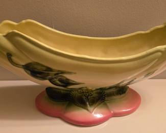Hull vase