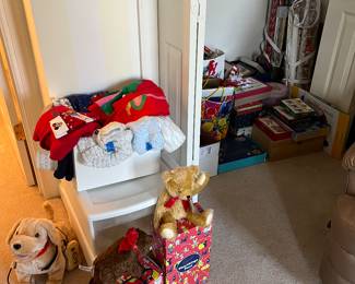 Cards, tags, wrapping, misc baby 
