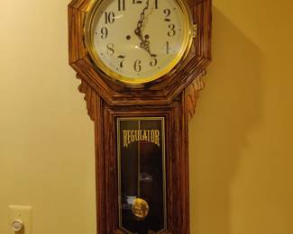 Regulator wall clock