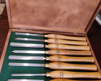 Brand new in the box turning knives, Chisel set