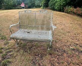 Bench 