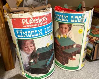 Lincoln Logs