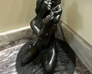 Statue