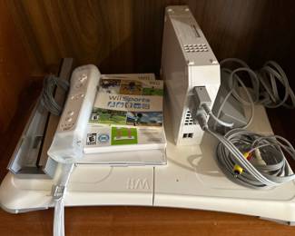 Wii game console & game