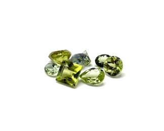 2.9 Carat Peridot Gemstones