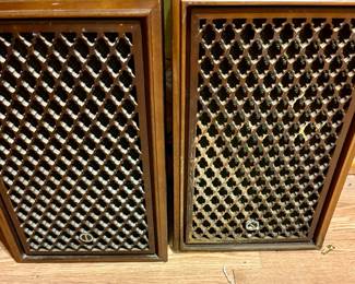 Pair of Japanese Sansui SP-30 Bookshelf Speaker System Vintage70s