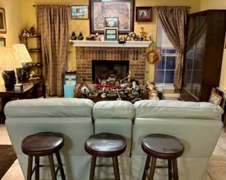 Large Selection of Furniture and Decor.