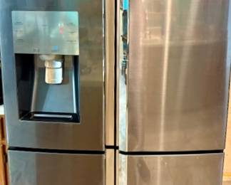 Samsung Stainless Refrigerator/Freezer.  35" x 34" x 71" Top Condition.