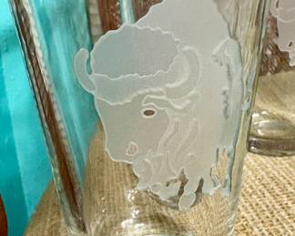 Etched Glass Buffalo Pint Glasses. Set of 6.