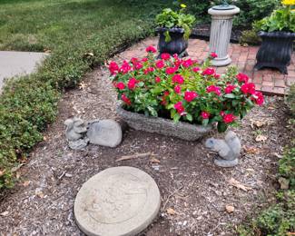 Lots of outdoor decor
