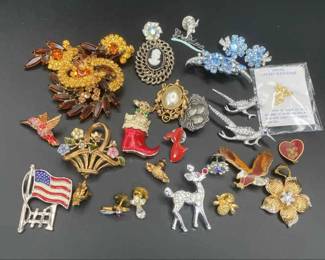 Broaches And Pins Some Vintage