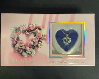 Wish Pearl Necklace Light Blue Rhinestones
