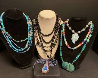 Turquoise Black Themed Beaded Necklaces With 3D Flower Pendant Necklace
