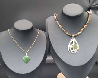 925 Beaded Necklace With 126 14K Gold Chain With Green Heart Pendant