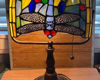 Tiffany Style Dragonfly Desk Lamp