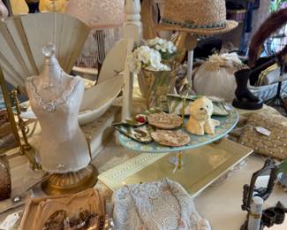 hats, purses and boutique type finds