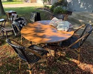 Table and 4 Chairs