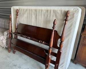 Full Bed Frame and Mattress/Box