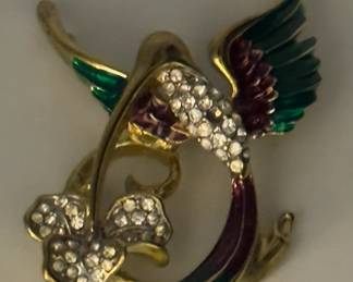 Colorful vintage hummingbird brooch