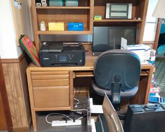 Computer table
