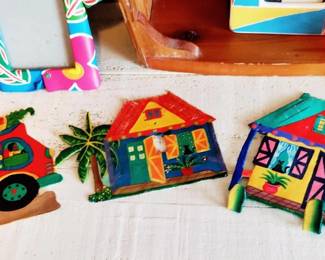CARIBEAN WALL ART, COAT HANGARS