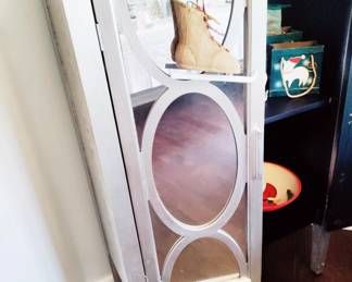 RETRO CABINET, BLACK INSIDE, MIRRORED DOORS