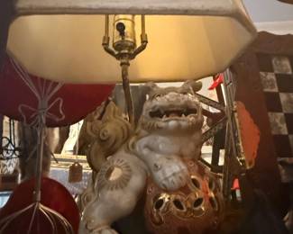 foodogtablelamp