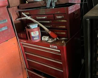 TOOL CHEST