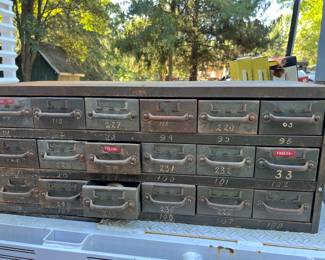 18 DRAWER CABINET