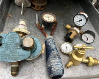 GAUGES