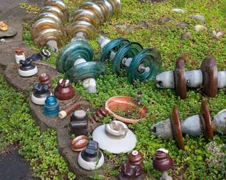Glass and ceramic insulators
