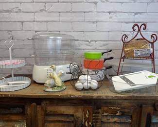 Ready-to-Use Kitchen Bundle – Cookware, Steamer and Handy Gadgets