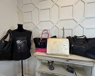 Fashion Bag Lot – Chic Handbags, Totes and Carry-Alls bundle of 4