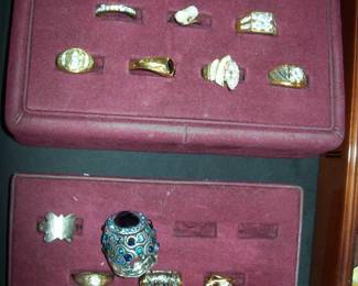 Costume rings