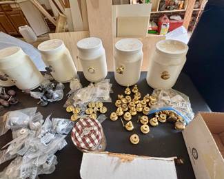 Knobs, knobs, and more knobs! 