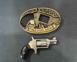 FREEDOM ARMS 22LR-COMES WITH A SOFT CASE