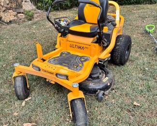 2017 Ultima zero degree lawn mower cub cadet FR651V, 42” mower deck, 
