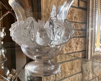Love this Lalique vase with bird motif!