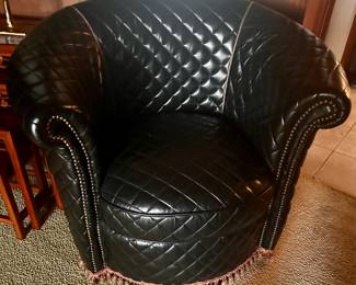 Just love this leather tufted club chair