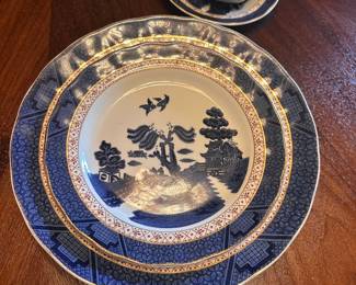 Old Willow china set