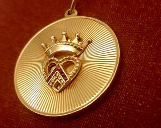 Tiffany& Co gold Charm