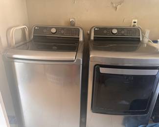 Great Stainless washer and dryer set