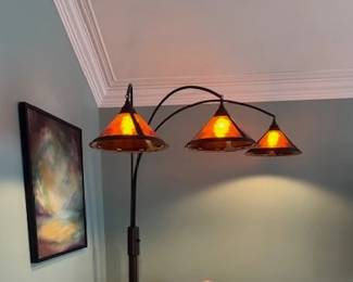 Floor lamp