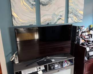 Decorative art, Samsung TV, tv stand, keyboards