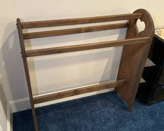 Quilt/Blanket Rack