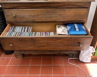 3-draw dresser $40