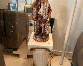 Statue, Pedestal 