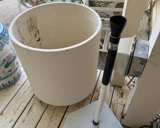 Large Pot, T-ball stand